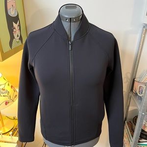 Lululemon stretchy soft scuba material sweater